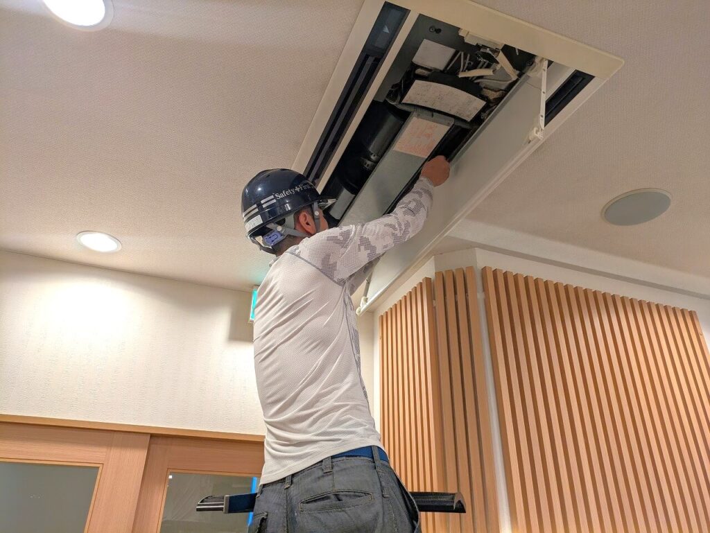 エアコンフィルター清掃