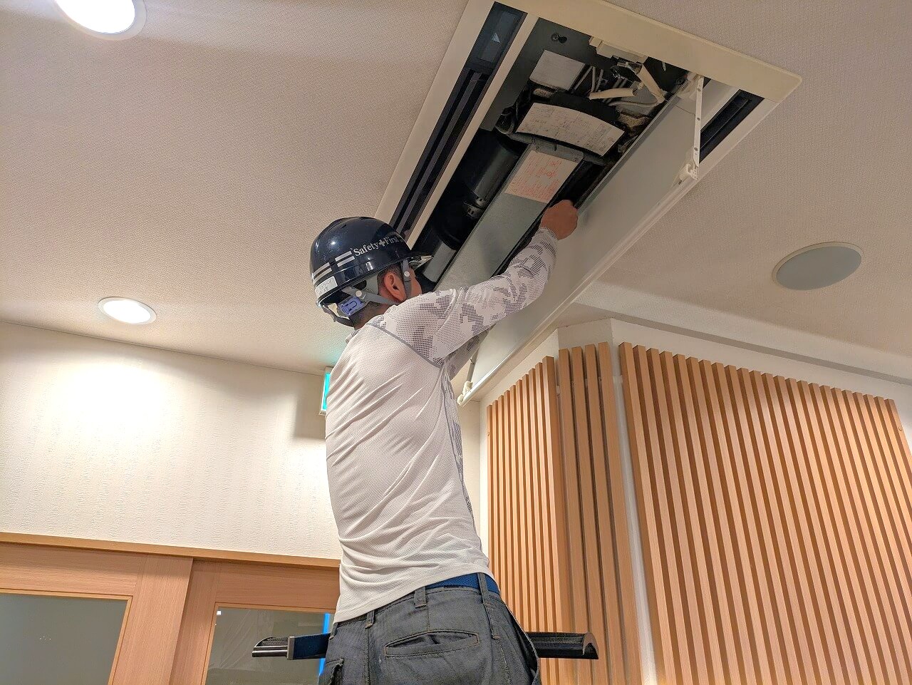 エアコンフィルター清掃