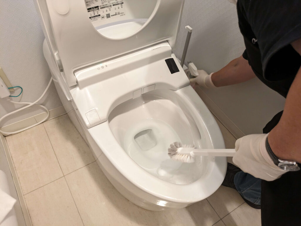 トイレ清掃